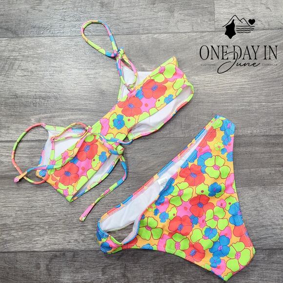 CharmLeaks Ribbed Floral Bikini Swimsuit Size XS - Picture 4 of 4